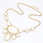 Alliage plaqué résine collier de modèle de gemme d'or