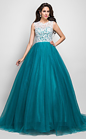 une ligne princesse joyau manches balayage / pinceau train dentelle perles et robe de soirée en tulle avec des boutons