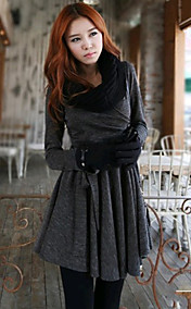 V Neck Long Mini robe à manches de couleur pleine de femmes