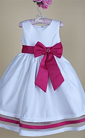 Robes Geogous satin grande fête arc de la fille