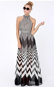 vague haute cou longue robe en mousseline de soie des femmes