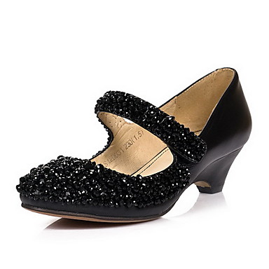 closed toe party shoes