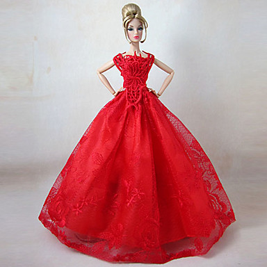 barbie robe rouge