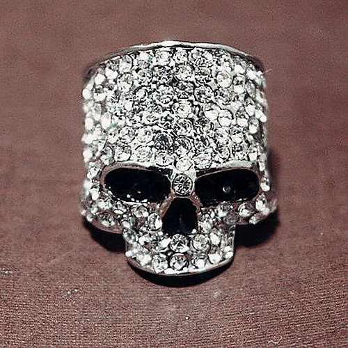 Череп в шляпе верхнее кольцо - стразы в сплаве