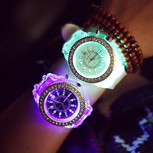 Women's Sport Watch Quartz Silicone Black / White 30 m LED Analog Ladies Sparkle Fashion - White Black One Year Battery Life / SODA AG4
Women's Sport Watch Quartz Silicone Black / White 30 m LED Analog Ladies Sparkle Fashion - White Black One Year Battery Life / SODA AG4