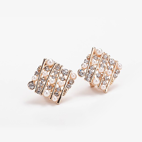 Women's Pearl Stud Earrings Ladies Basic Pearl Earrings Jewelry Gold For Evening Party Formal
Women's Pearl Stud Earrings Ladies Basic Pearl Earrings Jewelry Gold For Evening Party Formal