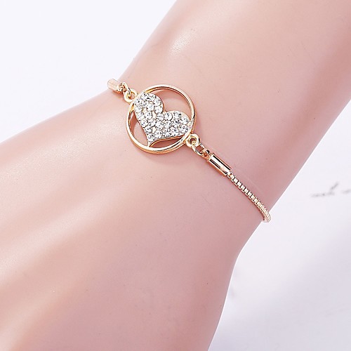Women's Cubic Zirconia Chain Bracelet Chandelier Heart Ladies Classic Vintage Fashion Rhinestone Bracelet Jewelry Gold For Daily Work
Women's Cubic Zirconia Chain Bracelet Chandelier Heart Ladies Classic Vintage Fashion Rhinestone Bracelet Jewelry Gold For Daily Work