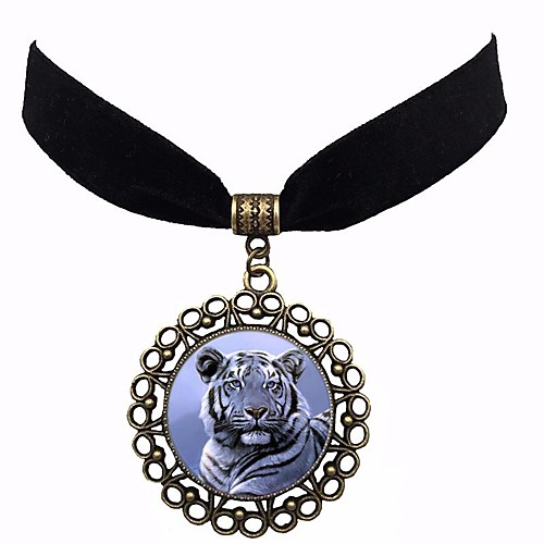 Women's Choker Necklace Pendant Necklace Classic Tiger Ladies Classic Vintage Steampunk Plush Fabric Alloy White Black Gray 40 cm Necklace Jewelry 1pc For Professional Club Cosplay Costumes
Women's Choker Necklace Pendant Necklace Classic Tiger Ladies Classic Vintage Steampunk Plush Fabric Alloy White Black Gray 40 cm Necklace Jewelry 1pc For Professional Club Cosplay Costumes