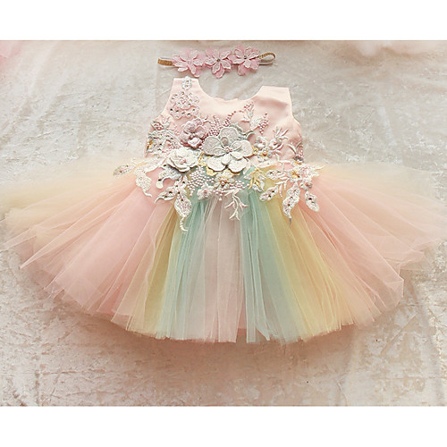 A-Line Knee Length Flower Girl Dress - Tulle Sleeveless Jewel Neck with Beading / Appliques
A-Line Knee Length Flower Girl Dress - Tulle Sleeveless Jewel Neck with Beading / Appliques