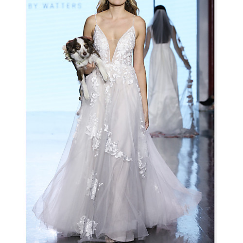 A-Line Plunging Neck Sweep / Brush Train Polyester / Tulle Sleeveless Boho Plus Size Wedding Dresses with Draping / Appliques 2020
A-Line Plunging Neck Sweep / Brush Train Polyester / Tulle Sleeveless Boho Plus Size Wedding Dresses with Draping / Appliques 2020