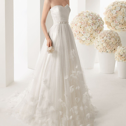 A-Line Strapless Sweep / Brush Train Lace Sleeveless Formal Wedding Dresses with Appliques 2020
A-Line Strapless Sweep / Brush Train Lace Sleeveless Formal Wedding Dresses with Appliques 2020