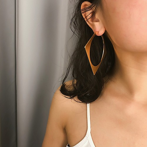Women's Earrings Holiday Wedding Birthday Romantic Earrings Jewelry Gold / Silver For Date Street Festival 1 Pair
Women's Earrings Holiday Wedding Birthday Romantic Earrings Jewelry Gold / Silver For Date Street Festival 1 Pair