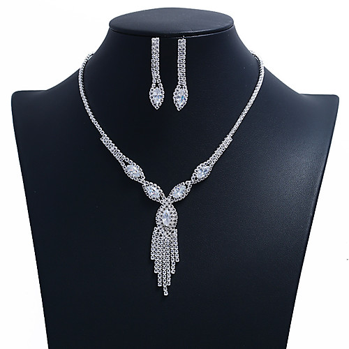 Women's Jewelry Set European Casual / Sporty Earrings Jewelry Silver For Street Festival 1 set
Women's Jewelry Set European Casual / Sporty Earrings Jewelry Silver For Street Festival 1 set