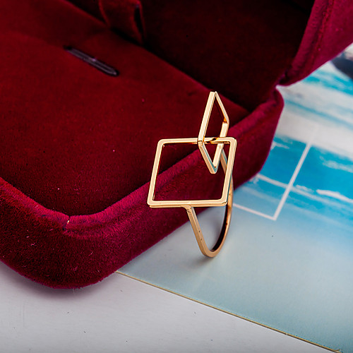 Women's Ring 1pc Rose Gold Gold White Alloy Elegant Holiday European Festival Jewelry
Women's Ring 1pc Rose Gold Gold White Alloy Elegant Holiday European Festival Jewelry