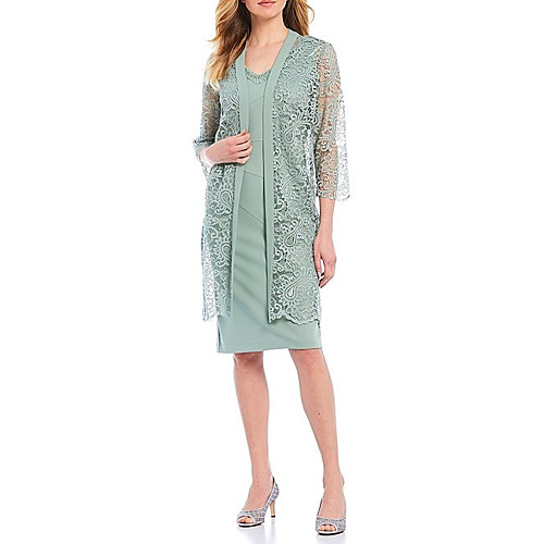 Two Piece / Sheath / Column V Neck Knee Length Chiffon / Lace 3/4 Length Sleeve Elegant Mother of the Bride Dress with Appliques Mother's Day 2020
Two Piece / Sheath / Column V Neck Knee Length Chiffon / Lace 3/4 Length Sleeve Elegant Mother of the Bride Dress with Appliques Mother's Day 2020