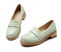 Γυναικεία slip-on και μοκασίνια