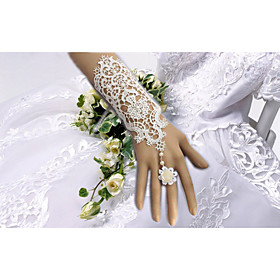 Lace Elbow Length Wedding/Party Glove with Pearl Adjustable Rose Ring(1 PCS) Lace Elbow Length Wedding/Party Glove with Pearl Adjustable Rose Ring(1 PCS)