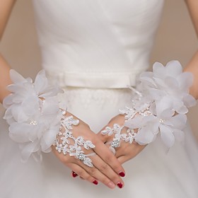 Lace/Tulle Wrist Length Wedding/Party Glove Flowers Rhinestones Lace/Tulle Wrist Length Wedding/Party Glove Flowers Rhinestones