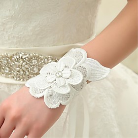 Wrist Length Fingerless Glove Lace Bridal Gloves / Party/ Evening Gloves Spring / Summer / Fall Ivory Floral / lace Wrist Length Fingerless Glove Lace Bridal Gloves / Party/ Evening Gloves Spring / Summer / Fall Ivory Floral / lace