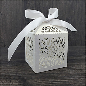 50pcs Lace Flower Wedding Favor Candy Box Chocolate Bags Baby Shower