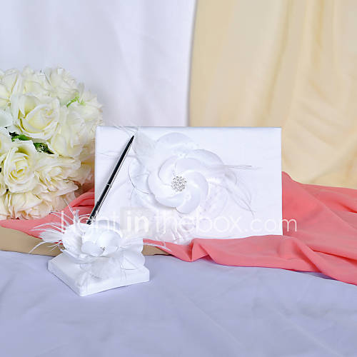 Chic Livre d'Or et Pen Set en satin blanc avec de jolies fleurs