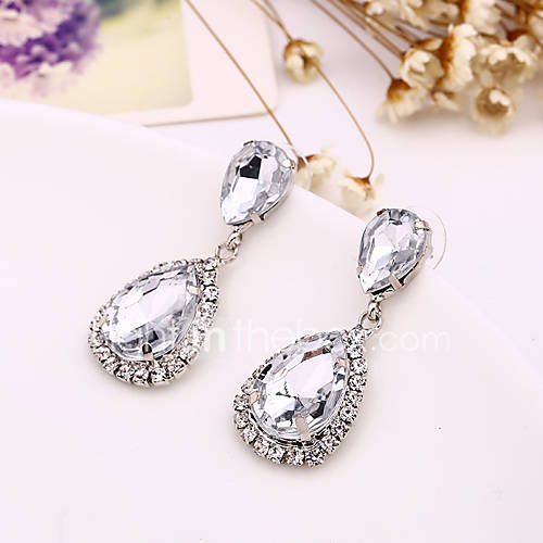 Image de Boucles d'oreille goutte Bijoux Basique Sexy Le style mignon Mariage SoirÃ©e Halloween Quotidien Alliage 1 paire Argent