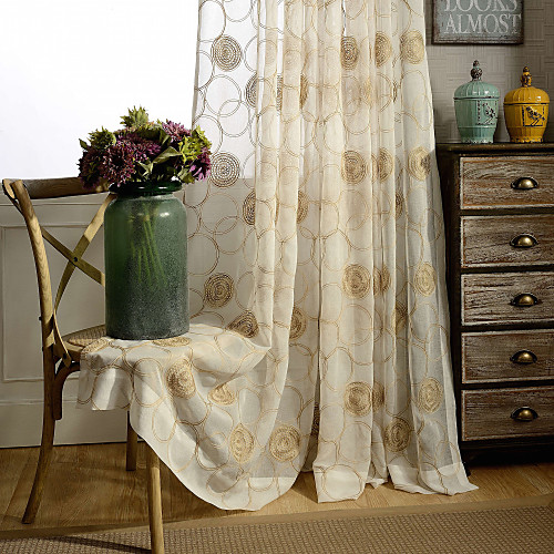 

Страна curtains одна панель из слоновой кости цветочным вышитым чистой занавес драпировка