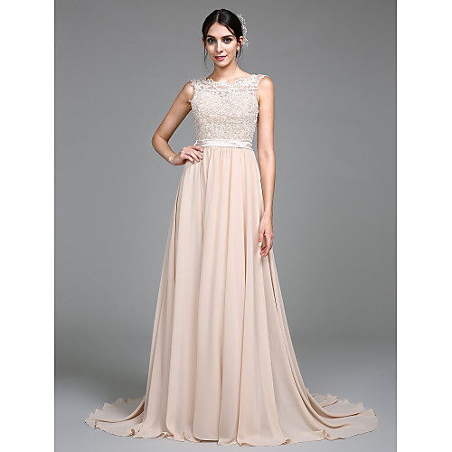 

A-Line Jewel Neck Court Train Chiffon / Lace Bodice Empire / White Formal Evening / Wedding Guest Dress with Appliques / Lace Insert 2020