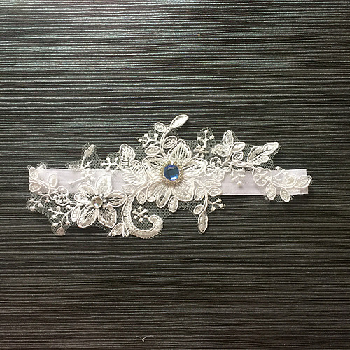 

Lace / Stretch Satin Classic / Fashion Wedding Garter With Rhinestone / Flower Garters