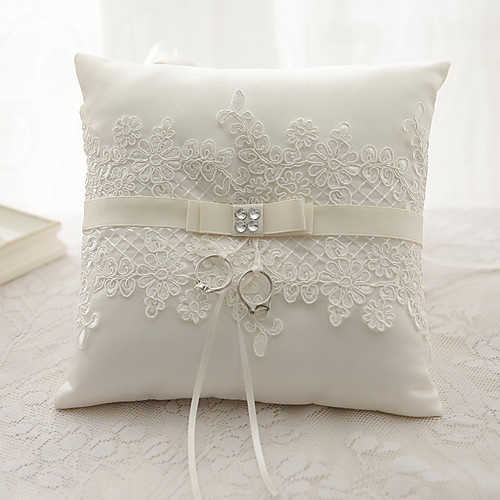 

Rhinestone / Ribbon Tie / Flower Ring Pillow Beach Theme / Classic Theme All Seasons