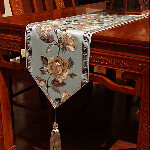 

Contemporary Nonwoven Square Table Runner Patterned Table Decorations