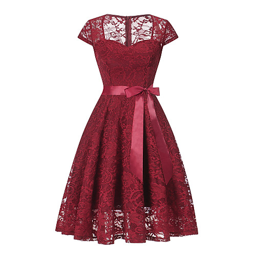 

A-Line Queen Anne Short / Mini Lace Vintage / Red Homecoming / Cocktail Party Dress with Sash / Ribbon / Lace Insert 2020