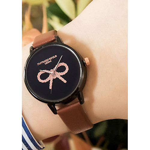 

Жен. Часы-браслет На каждый день Элегантный стиль Черный Белый Синий сплав Китайский Кварцевый Серый Персиковый Светло-коричневый Новый дизайн Повседневные часы 1 ед. Аналоговый / Один год