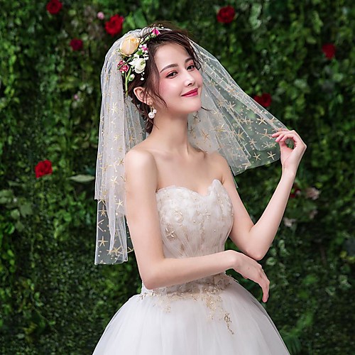 

Two-tier Lace Wedding Veil Shoulder Veils with Starfish and Seashell Lace / Tulle / Classic