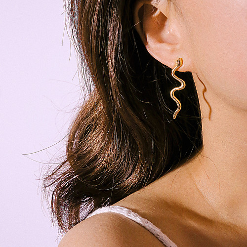 

Women's Earrings Classic Animal Earrings Jewelry Gold / Silver For Party Gift Daily Holiday Bar 1 Pair
