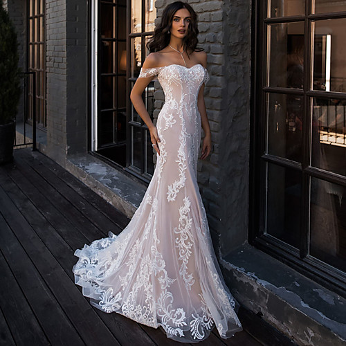 

Mermaid / Trumpet Sweetheart Neckline Court Train Lace Regular Straps Boho Illusion Detail Wedding Dresses with Lace 2020