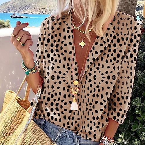 

Women's Daily Shirt - Leopard Silver