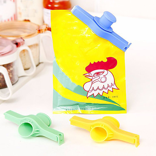 

Pouring Nozzle Powder Snacks Sealing Bag Clipper Sugar Salt Food Storage Bag Clips Kitchen Gadget Random Color