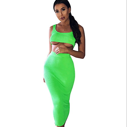 

Women's Tank Top - Solid Colored Skirt
