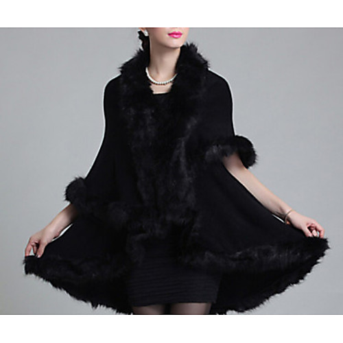 

Sleeveless Faux Fur / Imitation Cashmere Wedding Wedding Wraps / Fur Coats / Hoods & Ponchos With Feathers / Fur Capes