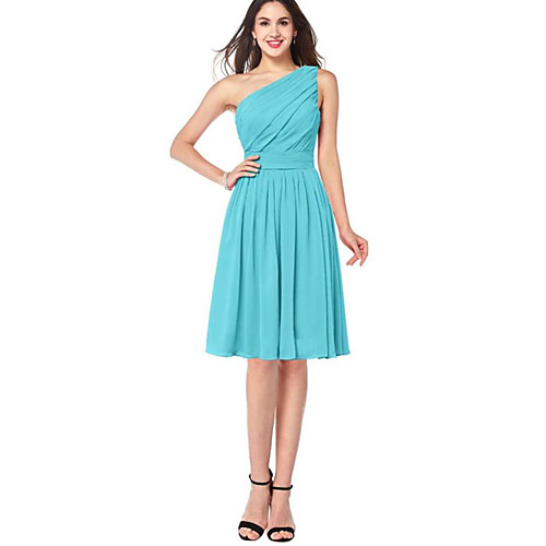 

A-Line One Shoulder Knee Length Chiffon Bridesmaid Dress with Ruching / Pleats