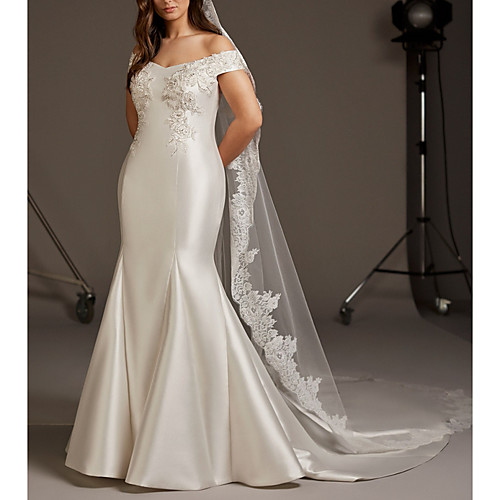 

Mermaid / Trumpet Off Shoulder Sweep / Brush Train Lace / Satin Short Sleeve Romantic Plus Size Wedding Dresses with Embroidery 2020