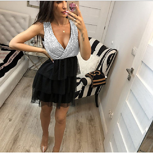 

Women's Mini Gold Silver Dress Sheath Color Block Deep V S M