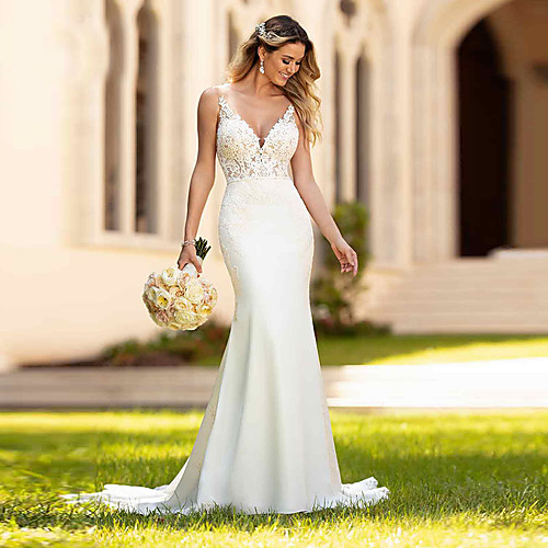

Mermaid / Trumpet V Neck Court Train Lace Spaghetti Strap Casual / Vintage Wedding Dresses with 2020