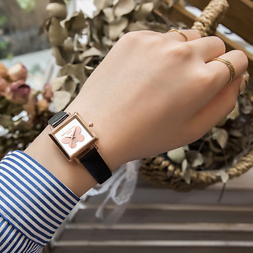 

Women's Quartz Watches New Arrival Fashion Black White Red PU Leather Chinese Quartz Wood Blushing Pink Red Chronograph Cute New Design 4 Pieces Analog One Year Battery Life