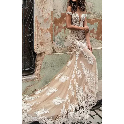 

Mermaid / Trumpet Plunging Neck Court Train Polyester Cap Sleeve Country Plus Size Wedding Dresses with Lace Insert / Appliques 2020