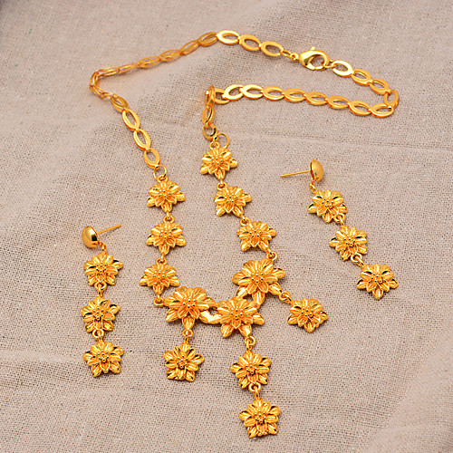

Women's Jewelry Set Classic Tassel Trendy Ethnic Fashion Gold Plated Earrings Jewelry Gold For Christmas Wedding Gift Street Festival 1 set