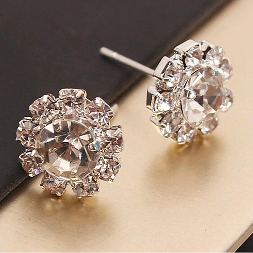 

Women's Stud Earrings 3D Fashion Romantic Sweet Fashion Imitation Diamond Earrings Jewelry Silver For Date 1 Pair