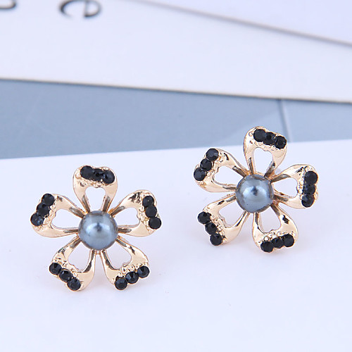 

Women's Stud Earrings Earrings Hollow Trendy Sweet Fashion Cute Imitation Diamond Earrings Jewelry Gold For School Date Vacation Going out Office 1 Pair