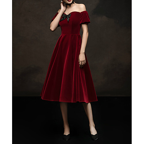 

A-Line Off Shoulder Tea Length Velvet Vintage / Red Cocktail Party / Prom Dress with Bow(s) 2020